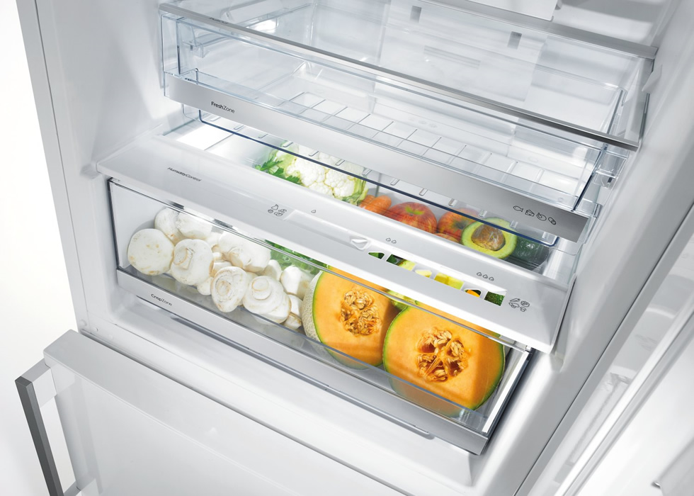 На что опираться при выборе холодильника в Киеве Samsung RB37J5000SA